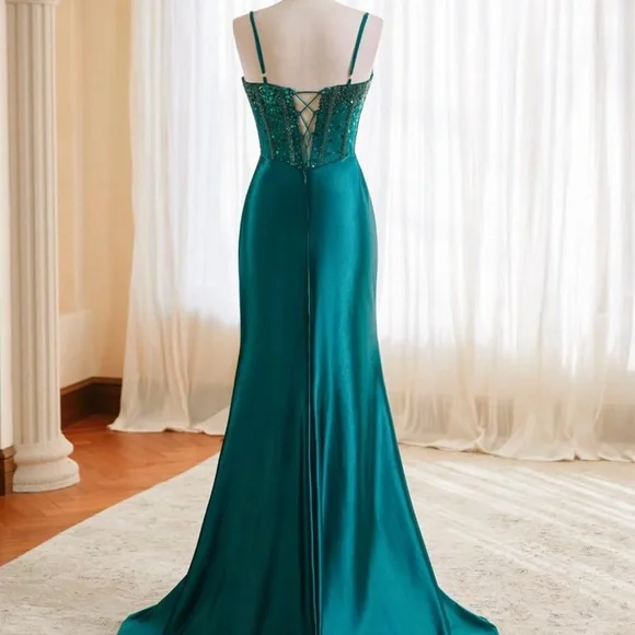 White Sequin Wedding Gown - Picture 3 of 4